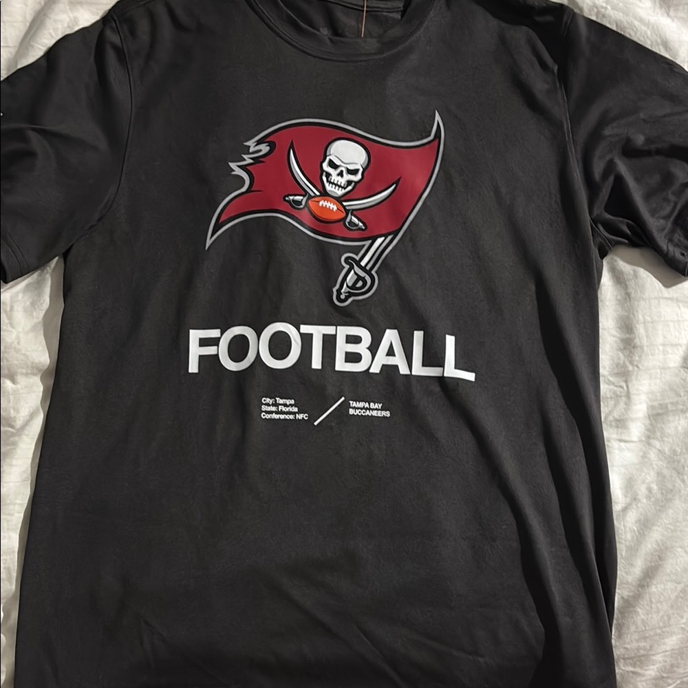 Black Tampa Bay Buccaneers Tee - Short Sleeve